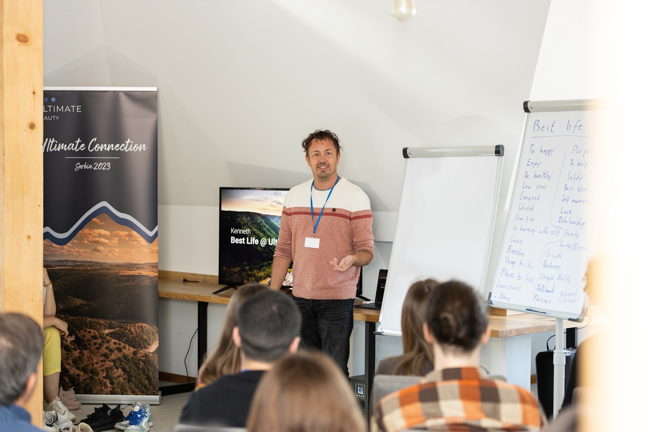 Ken presenting at Ultimate Beauty offsite